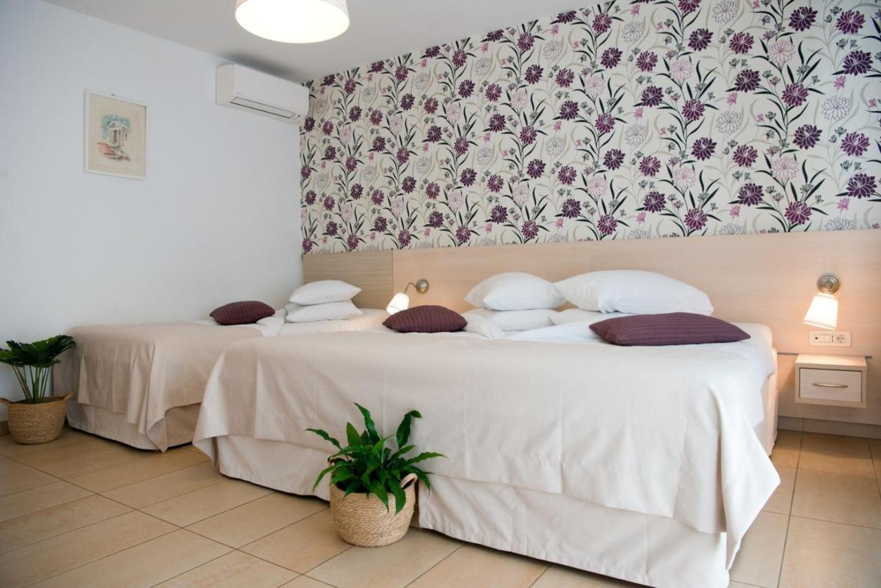 Apartments Sandra 포레치 외부 사진
