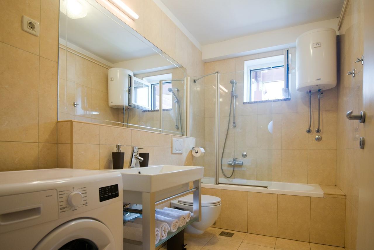 Apartments Sandra 포레치 외부 사진